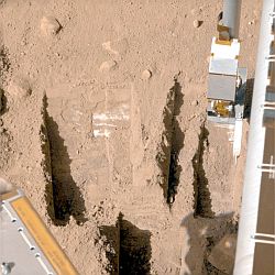 Upper Cupboard Sol 79